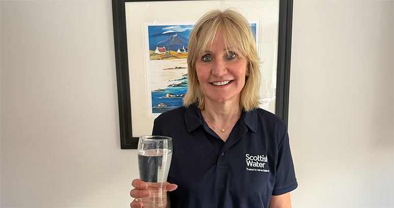 Scottish Water chair Deirdre Michie raises a pint of water to Scotland team ahead of the World Cup